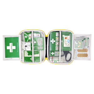 Cederroth First Aid medium (VÄSKA)